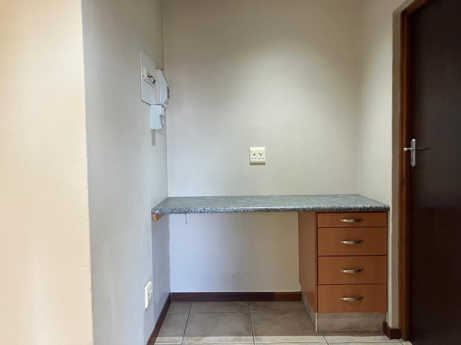 2 Bedroom Property for Sale in Beacon Bay Eastern Cape